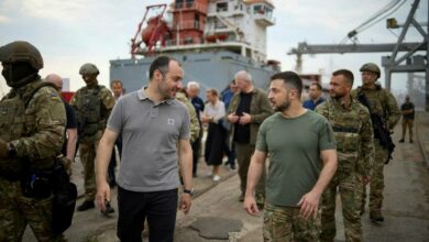 Selenskyj besucht den Hafen am Schwarzen Meer, während sich die Ukraine auf die Wiederaufnahme der Getreidelieferungen vorbereitet