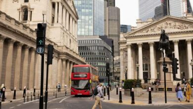Aktien und Anleihen nach düsteren britischen Inflationsdaten unter Druck